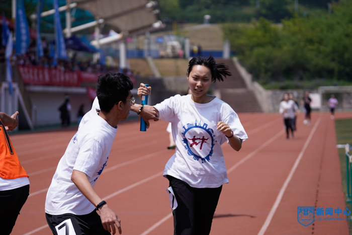 _LZR7437.jpg _LZR7437.jpg