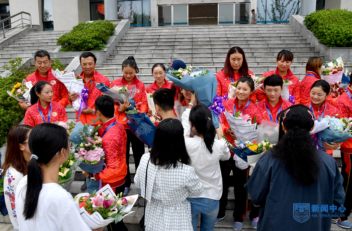 nEO_IMG_QCD_5485.jpg nEO_IMG_QCD_5485.jpg