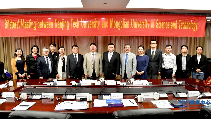 nEO_IMG_QCD_8385.jpg nEO_IMG_QCD_8385.jpg