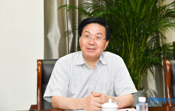 XCB_7238-4.jpg XCB_7238-4.jpg