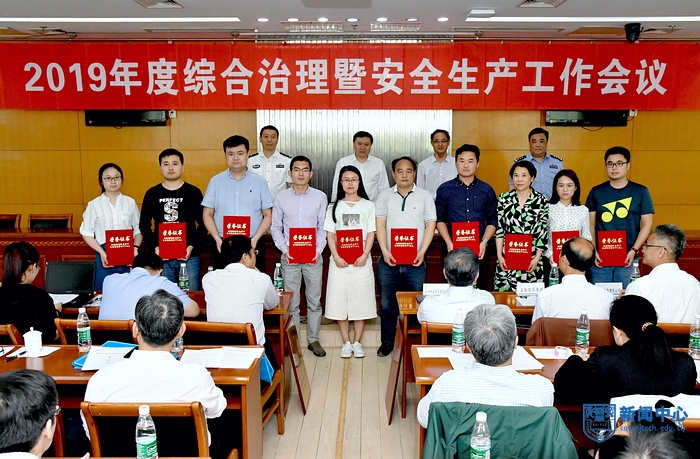 nEO_IMG_QCD_8502.jpg nEO_IMG_QCD_8502.jpg