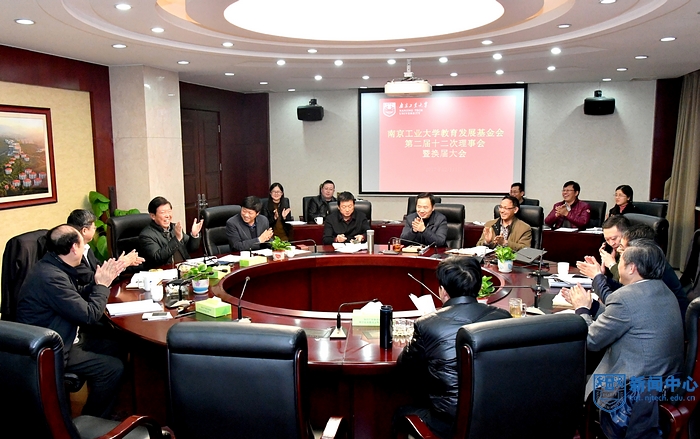 nEO_IMG_QCD_3613.jpg nEO_IMG_QCD_3613.jpg