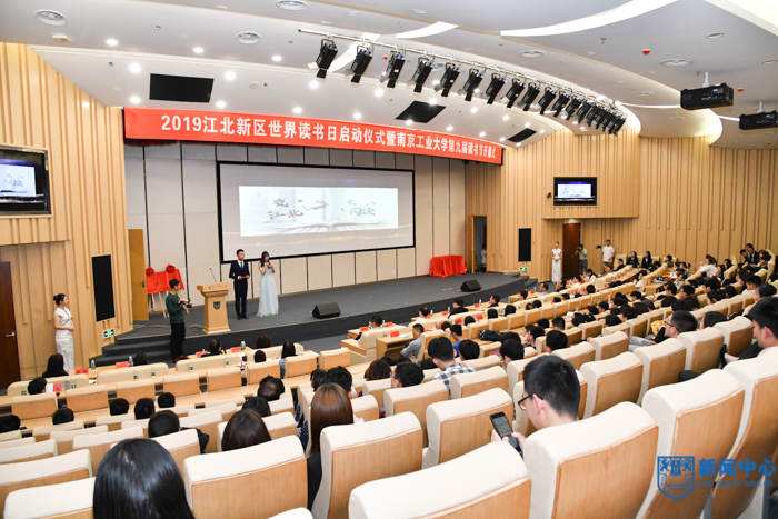 XCB_9567.jpg XCB_9567.jpg