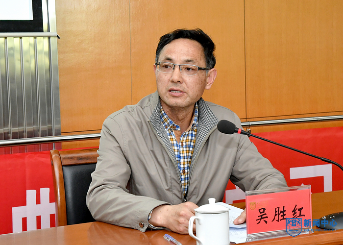 nEO_IMG_QCD_2129.jpg nEO_IMG_QCD_2129.jpg