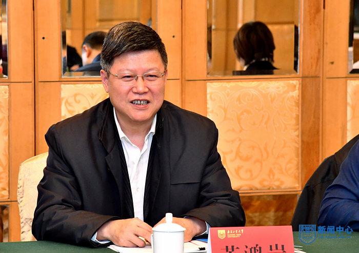 芮鸿岩书记.jpg 芮鸿岩书记.jpg