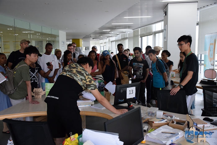 DSC_0204-92.jpg DSC_0204-92.jpg