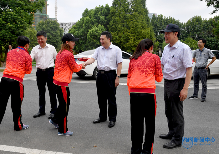 nEO_IMG_QCD_5461.jpg nEO_IMG_QCD_5461.jpg