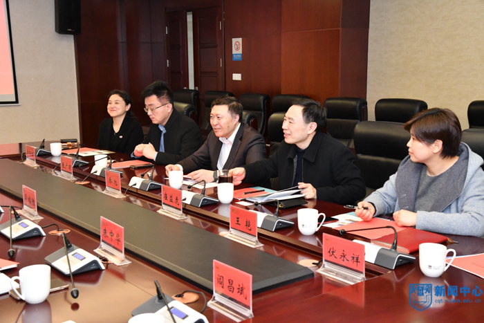 XCB_8908.jpg XCB_8908.jpg