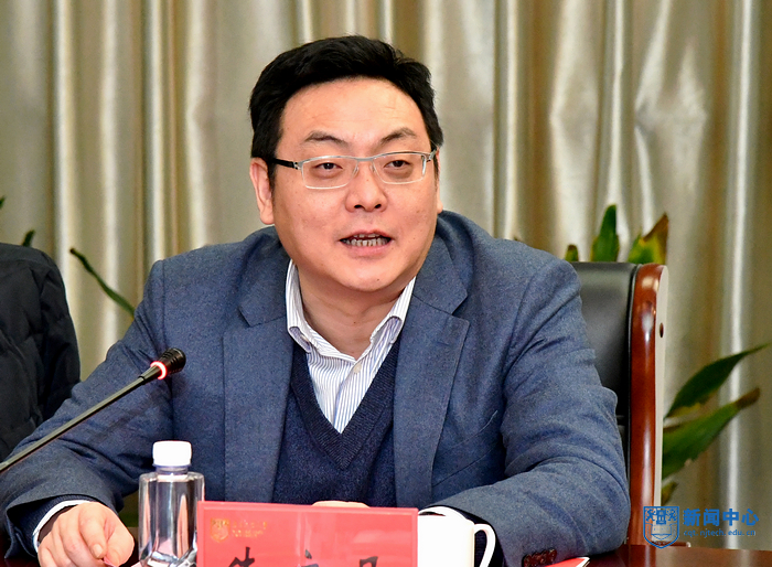 nEO_IMG_QCD_7329.jpg nEO_IMG_QCD_7329.jpg