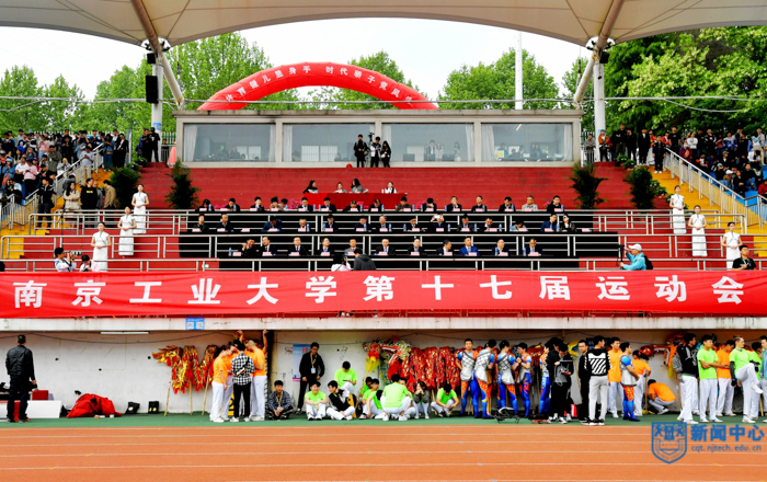 QCD_3568.jpg QCD_3568.jpg