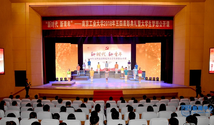 526219288546777216.jpg 526219288546777216.jpg