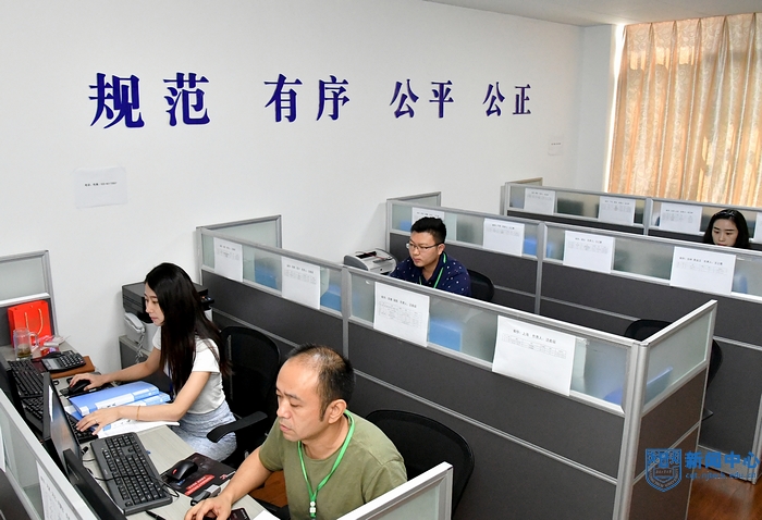 nEO_IMG_QCD_6144.jpg nEO_IMG_QCD_6144.jpg