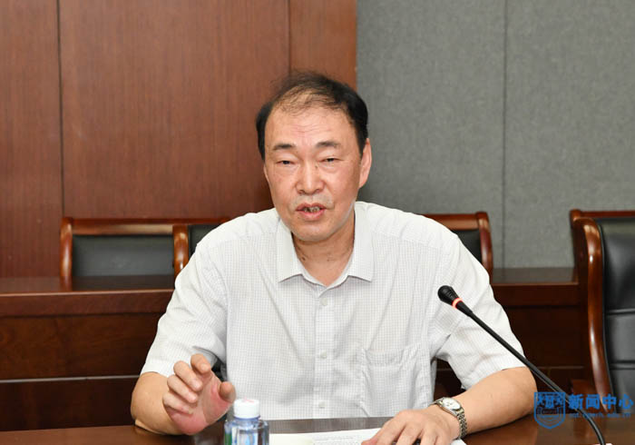 XCB_7253-9.jpg XCB_7253-9.jpg