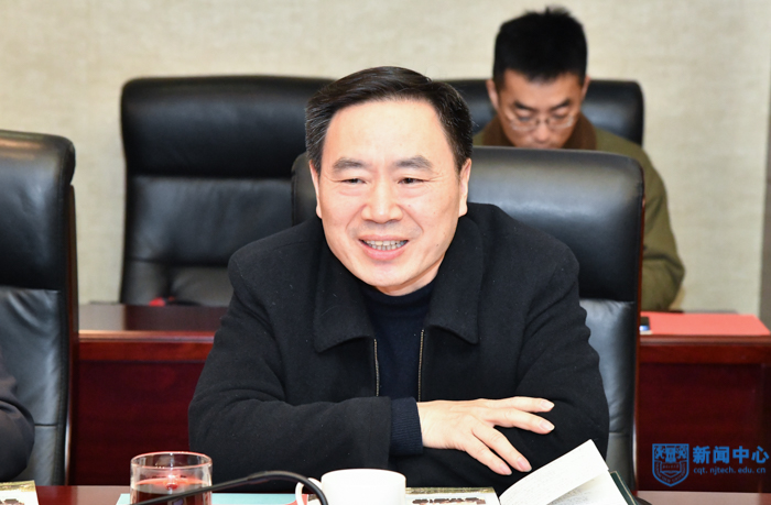 XCB_8893.jpg XCB_8893.jpg